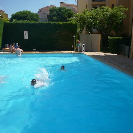 T2/t3 A Sur Avec Piscine
