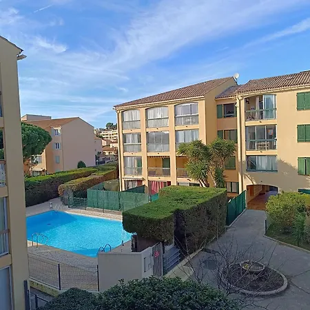 T2/t3 A Sur Avec Piscine *